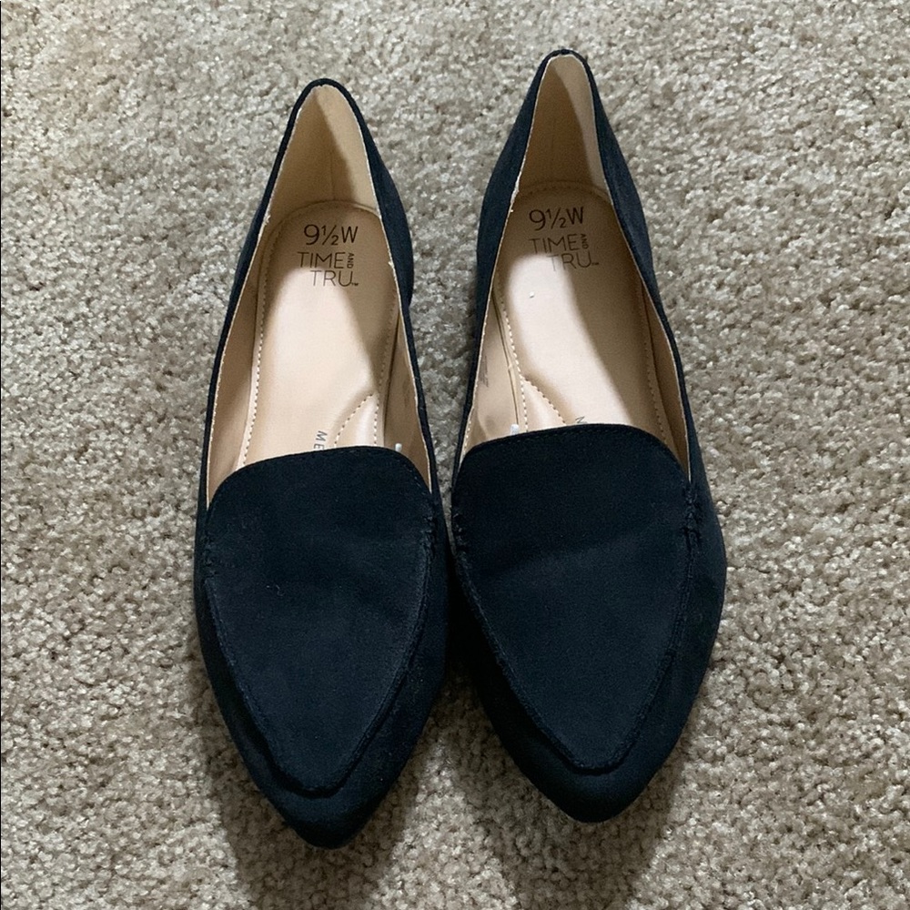 NWOT Time and Tru Black Pointed Toe Flats